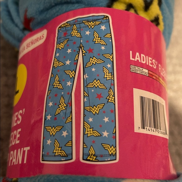 Wonder Woman Ladies' Fleece Sleep Pants - Picture 3 of 3